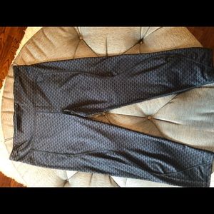 Vineyard vines athletic cropped pants